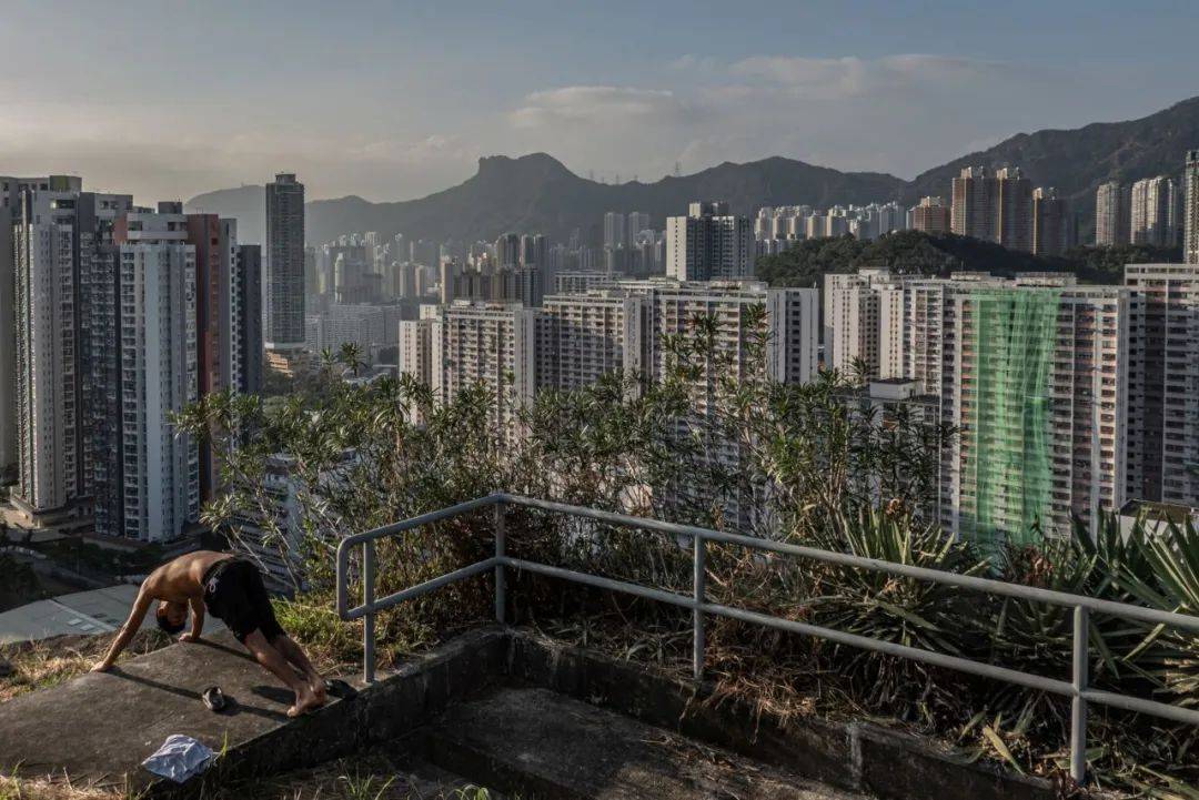 纽约停车变住房与香港住进停车格的启示（两则）尊龙AG人生就是博家车孰重︱削车位、保住房：(图12)