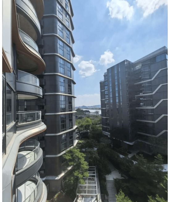 您-楼盘情•最新价格-户型图-容积率 @20260114售楼处Al热搜详情z6尊龙网站合景臻溋名铸售楼处电话(合景臻溋名铸)首页网站-营销中心欢迎(图8)